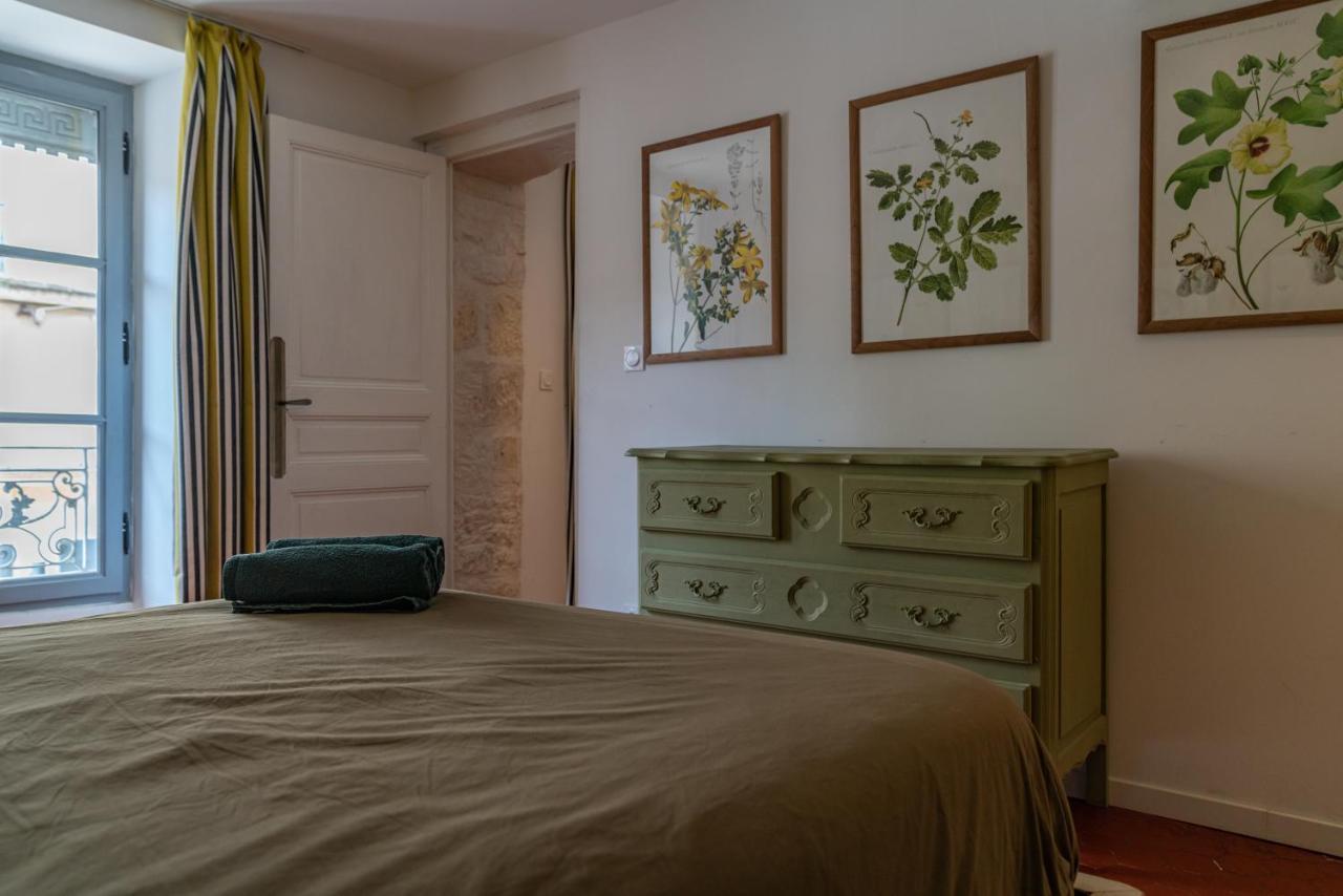Apartment L'envoutement Provencal Au Coeur De L'ecusson - Nuit A Nimes